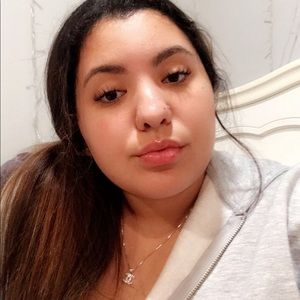 Meet your Posher, Evani